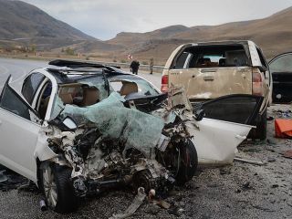 سازمان پزشکی قانونی می‌گوید در تعطیلات نوروز، بیش از هزار نفر در تصادف کشته شده‌اند