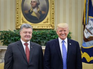 وکیل ترامپ برای تسهیل دیدار روسای جمهوری آمریکا و اوکراین 'پول گرفته بود'