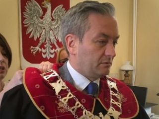 آیا اولین شهردار همجنس‌گرای لهستان دیدگاه مردم را عوض خواهد کرد؟