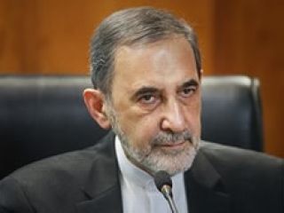 انتقاد تند روزنامه جمهوری اسلامی از ولایتی: حرف توده‌ای‌ها را تکرار می‌کنید، آقای دکتر اطفال!