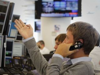 «مخالفت بانک سرمایه‌گذاری اروپایی» با طرح اتحادیه اروپا برای فعالیت در ایران