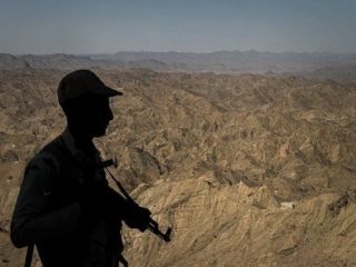 دو مرزبان ایرانی در درگیری در غرب کشور 'کشته شدند'