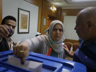 پارلمان عراق خواستار بازشماری دستی آراء انتخابات اخیر این کشور شد