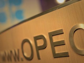 ایران: درخواست آمریکا از عربستان برای افزایش تولید نفت «حیرت‌آور» است