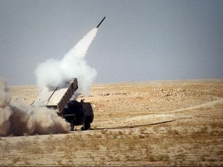 در پی شلیک موشک حوثی‌ها دست‌کم دو غیرنظامی در عربستان سعودی کشته شدند