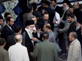 اکبر گنجی : آیت الله خامنه ای رهبر واقعی اپوزیسیون جمهوری اسلامی است