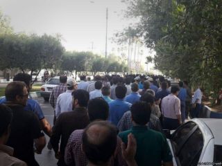 ده‌ها کارگر گروه ملی فولاد بازداشت و روانه بازداشتگاه مواد مخدر شدند