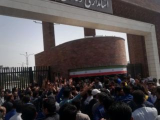 سرنوشت نامعلوم دهها کارگر معترض گروه ملی فولاد اهواز، پس از بازداشت