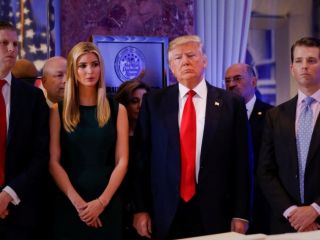 دادستان کل نیویورک از دونالد ترامپ و بنیاد خیریه او شکایت کرد