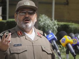 رئیس سابق ستاد کل نیروهای مسلح «یک ویلای ۱۰ هزار متری را در لواسان مصادره کرده است»