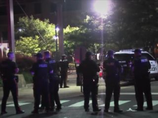 تیراندازی در شهر «ترنتون» نیوجرسی در آمریکا یک کشته و ۲۰ زخمی برجای گذاشت