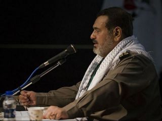 سرلشکر فیروزآبادی ویلای لواسان را تحویل داد