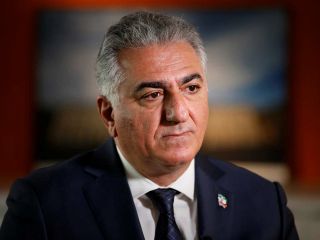 بلومبرگ: پسر شاه فقید به دنبال یک انقلاب دموکراتیک در ایران است