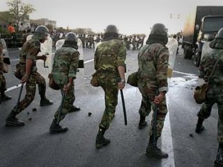 بازداشت ۱۴ تن از درجه‌داران ناجا به ظن ارتباط با «آمدنیوز»