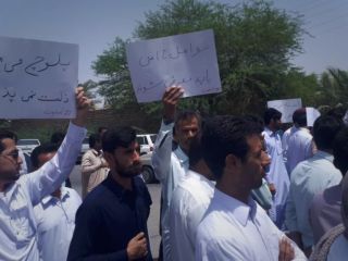 گفت‌وگوی رادیو فردا با یکی از قربانیان تجاوز در ایرانشهر