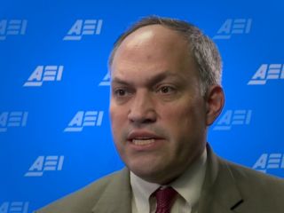 یادداشت مایکل روبین: در ایران، انقلاب از بازار شروع می شود