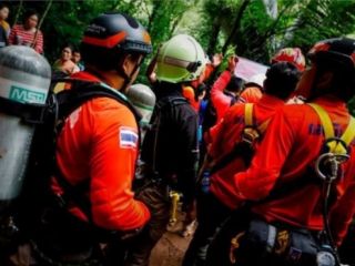 بازیکنان تیم فوتبال ناپدید‌شده در تایلند پیدا شدند