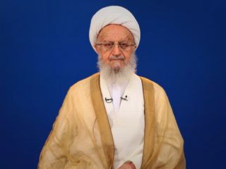 ناصر مکارم شیرازی: پذیرش پیشنهادهای گروه ویژه اقدام مالی به ایران شرعا جایز نیست