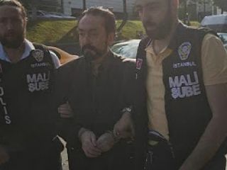 ترکیه؛ عدنان اکتار مبلغ و مجری تلویزیون دستگیر شد