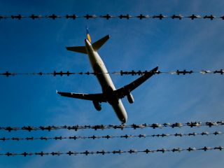 'خودکشی' پناهنده اخراج شده افغان از آلمان در هتلی در کابل