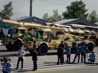 کیهان: اگر نفت ایران صادر نشود،هم تنگه هرمز بسته می شود، هم اروپا و اسرائیل در تیررس موشکهای ماست