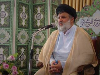 امام جمعه دامغان: دانشجویان ساکن این شهر عامل فساد هستند