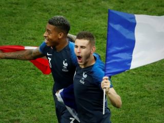 در یک فینال پر گل، فرانسه قهرمان جام جهانی فوتبال شد