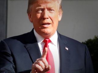 ترامپ: صد در صد حامی مردم ایران هستیم