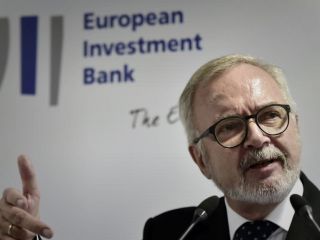 رئیس بانک سرمایه‌گذاری اروپا: نمی‌توانیم با ایران همکاری کنیم