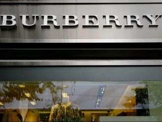 بربری بیش از سی میلیون یورو از محصولات به فروش نرسیده خود را سوزاند