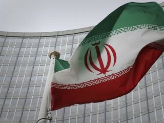 آیا تحریم‌های کمرشکن موجب سرنگونی جمهوری اسلامی می‌شود؟