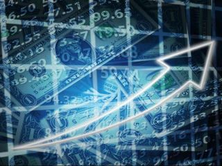 آشفتگی‌ بازارهای مالی ایران: بلاتکلیفی ارز مسافرتی، توقف خرید و فروش سکه آتی