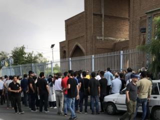 جلوگیری از برگزاری مراسم سالگرد درگذشت احمد شاملو