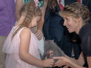 دیدار بشار و اسما اسد با خانواده سربازان روس کشته شده در سوریه + تصاویر