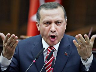 اردوغان: از تحریم‌های آمریکا نمی‌ترسم/ مگر ایران با تحریم آمریکا فروپاشید؟