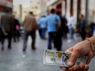 دلار «۱۲هزار تومانی» همزمان با فضای امنیتی در اطراف بازار تهران