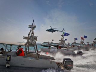 رزمایش سپاه در خلیج فارس و تنگه هرمز برگزار شد