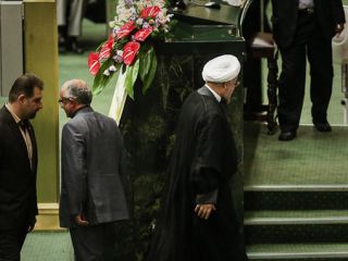 مقدمه چینی برای «طرح عدم کفایت» روحانی