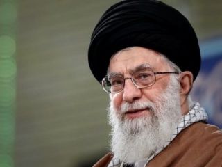 رهبر ایران در اشاره به ناآرامی‌ها: هیچکس هیچ غلطی نمی تواند بکند