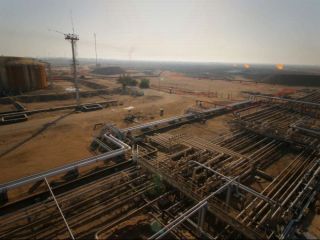 سرمایه‌گذاری عراق برای افزایش تولید از میدان نفتی مشترک با ایران