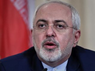 دفاع ظریف از موضع دولت در اجلاس خزر: بیشترین منفعت را برای ایران می‌دیدیم