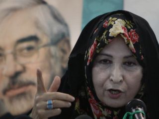 سایت کلمه: ماموران پنجره‌های جوش داده شده خانه اختر را باز کرده‌اند