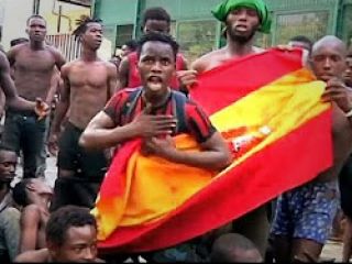 بیش از صد پناهجو با گذر از حصار مرزی به زور وارد خاک اسپانیا شدند