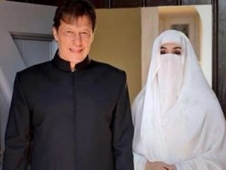 همسر نقاب‌پوش نخست‌وزیر پاکستان همه نگاه‌ها را به خود جلب کرد