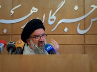 حسن روحانی دعوت برای سخنرانی در پنجمین اجلاس مجلس خبرگان رهبری را 'رد کرد'
