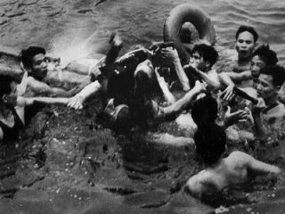 لحظه دستگیری مک کین در ویتنام