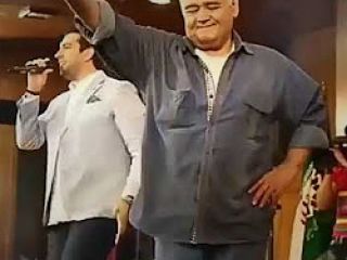 رقص بندری اکبر عبدی در کنسرت امید حاجیلی