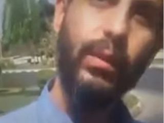 تهدید به دستگیری یک زن بی حجاب توسط مامور دولت