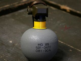 تسهیل قوانین صادرات سلاح در سوئیس؛ نارنجک‌های سوئیسی در دست داعش