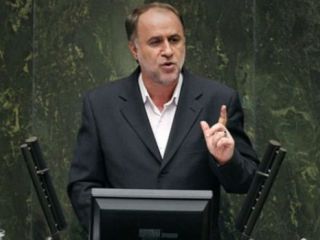 نماینده مجلس ایران: هر چه از دهنشان درمی‌آید در مجلس به نظام می‌گویند